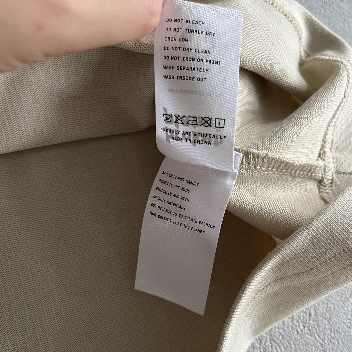 Broken P Basic Letter Short TShirt